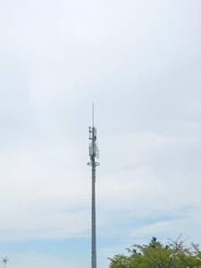 गैल्वेनाइज्ड स्टील मोनोसोल टेलीकॉम टॉवर संचार मास्ट सिग्नल पोल 5 जी बेस स्टेशन मोबाइल सेलुलर एंटीना टॉवर 20 मीटर 30 मीटर - Product Image 2