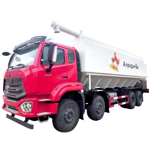Camión de alimentación a granel Sinotruk HOWo 8x4 Euro 3 tanque Volumen 40cbm 20 toneladas Camión de alimentación de pollos en venta - Product Image 1