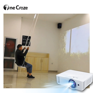 อุปกรณ์เกมฉายภาพแบบอินเทอร์แอคทีฟ OneCraze AR Dynamic Kids Immersive Swing พร้อมระบบเชื่อมต่อหน้าจอแบบเรียลไทม์ และเครื่องควบคุมด้วยการเคลื่อนไหว - Product Image 1