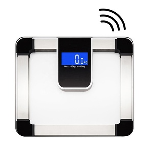 Balance <span class=keywords><strong>de</strong></span> salle <span class=keywords><strong>de</strong></span> bain parlante électronique extra large en verre <span class=keywords><strong>Annonce</strong></span> vocale claire et forte Balance numérique avec technologie <span class=keywords><strong>de</strong></span> pointe - Product Image 1