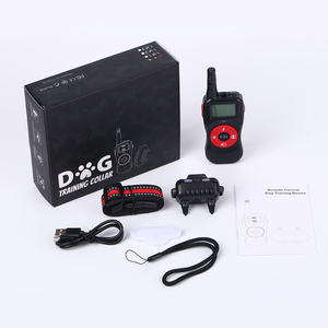 <span class=keywords><strong>Collar</strong></span> de entrenamiento de perros de plástico personalizado profesional con control remoto IP67 impermeable recargable descarga eléctrica y vibración - Product Image 5