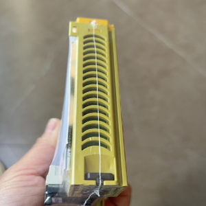 全新 773536 Mo4p 安全继电器 4n/o - Product Image 1