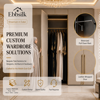 Armoire à vêtements moderne en bois de qualité supérieure avec porte battante en verre et aluminium, dressing sur mesure du sol au plafond pour villa