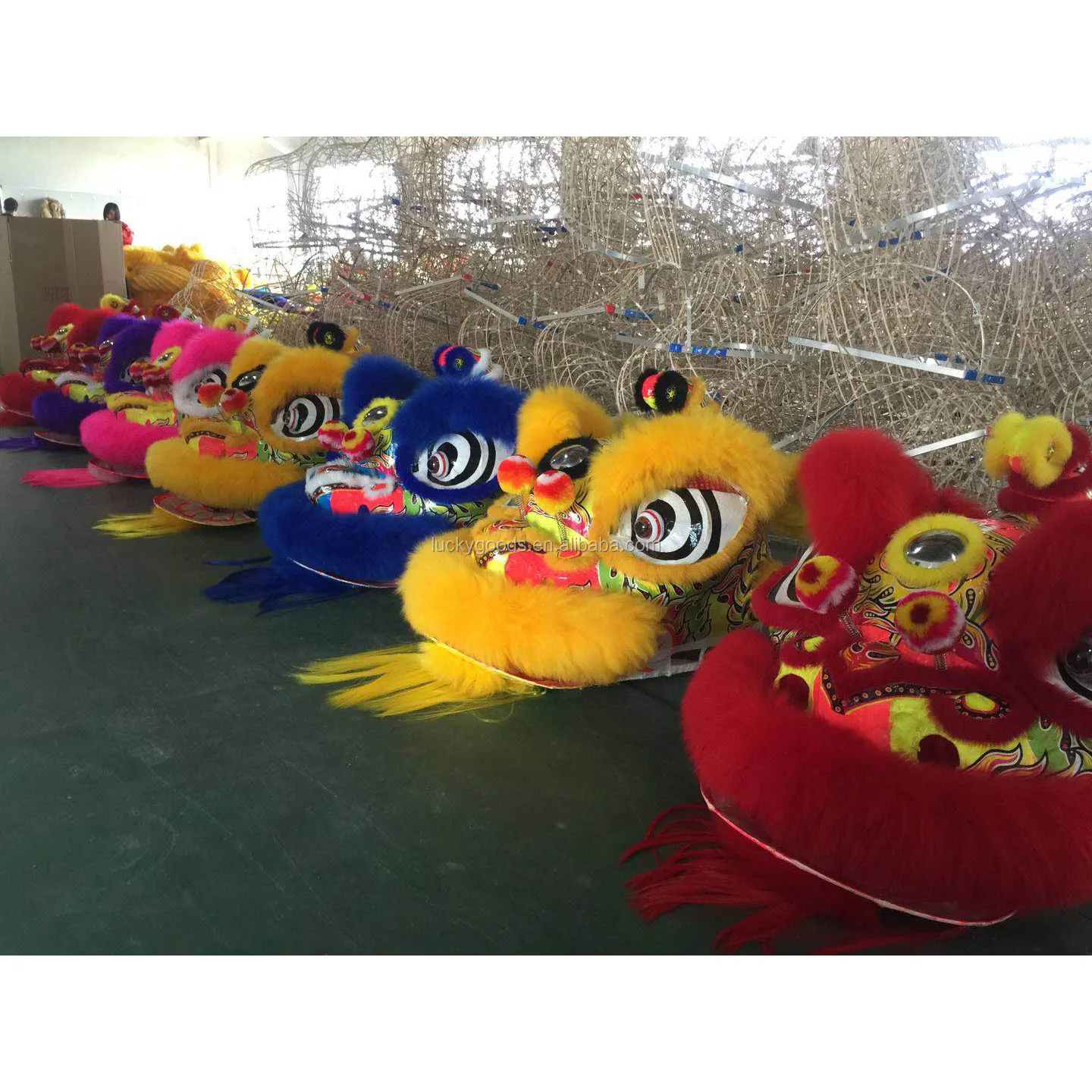 LWL004ホットセール様々な色のファッション新しい伝統的な中国のマスコット衣装動物大人年ライオン卸売OEMサービス