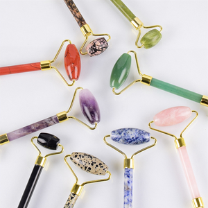 100% <span class=keywords><strong>di</strong></span> pietra naturale logo personalizzato <span class=keywords><strong>giada</strong></span> viso roller massager strumenti <span class=keywords><strong>gua</strong></span> <span class=keywords><strong>sha</strong></span> set anti-invecchiamento rullo <span class=keywords><strong>di</strong></span> <span class=keywords><strong>giada</strong></span> per il viso rullo <span class=keywords><strong>di</strong></span> <span class=keywords><strong>giada</strong></span> - Product Image 3