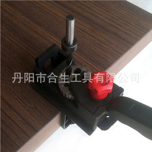 Kit de perforación y emplacado Mr Drill de 158 piezas para agujeros de emplacado con precisión en trabajos de carpintería - Product Image 5