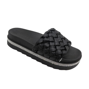 Zapatillas de plataforma gruesa para mujer, sandalias deslizantes de suela suave de PVC, con diamantes brillantes, para la parte superior de la playa, para verano - Product Image 3