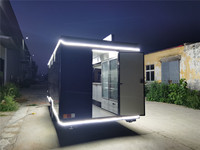 Koop een foodtruck met allerlei keukenapparatuur / hoogwaardige kleine foodtrailer