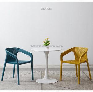 ¡Novedad de <span class=keywords><strong>2023</strong></span>! Sillas de plástico al aire libre para exteriores, silla hueca Simple de ocio, café, reposabrazos apilable para exteriores, sillas de comedor - Product Image 5