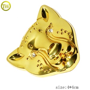 Logotipo <span class=keywords><strong>de</strong></span> Tigre <span class=keywords><strong>de</strong></span> aleación <span class=keywords><strong>de</strong></span> zinc Insignia <span class=keywords><strong>de</strong></span> PIN en relieve Logotipo dorado personalizado <span class=keywords><strong>Etiqueta</strong></span> <span class=keywords><strong>de</strong></span> metal para <span class=keywords><strong>ropa</strong></span> con alfileres <span class=keywords><strong>de</strong></span> seguridad - Product Image 2