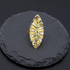 JXX Precio al por Mayor Joyería de Latón Diseño Único Anillos de Oro de Dubái para Mujer Anillo de Fiesta para Mujer - Product Image 3