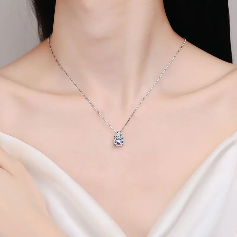 2023 Phổ Biến Đồ Trang Sức Mỹ S925 Sterling Bạc Vòng Cổ Đám Cưới Mặt Dây Chuyền Hình Trái Tim Ngọc Lục Bảo Cắt 2ct Moissanite Kim Cương Chuỗi