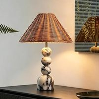 Lampada da Tavolo Vintage con Paralume in Rattan e Base in Marmo Calacatta Naturale per Camera da Letto, Soggiorno e Decorazione Casa