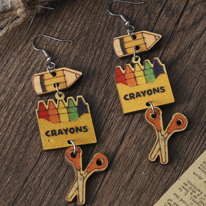 Pendientes de madera Regalo del día del maestro Lápiz Tijeras Pendientes colgantes para mujeres Uionen 1150 - Product Image 2