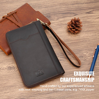 Dompet Paspor Kulit Asli Full Grain Kustom dengan Slot Pelacak AirTags, Dilengkapi Proteksi RFID, Dompet Paspor Kulit Vintage dengan Ritsleting