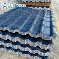 Láminas de plástico de PVC para techos Aislamiento térmico impermeable Aves de Corral Azulejos de PVC para techo