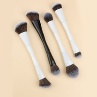 Nouveauté 2026 à succès (Directement de la Source) : Pinceau de maquillage multifonctionnel double-embout pour le surlignage, le contouring et le blush.