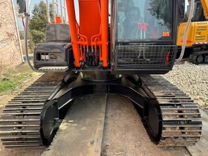 Excavadora Usada Hitachi ZX120-6 de 12 Toneladas, Motor Isuzu, Buen Estado, Maquinaria de Movimiento de Tierras Tipo Oruga, Japón - Product Image 3