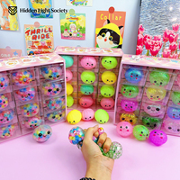 Paquete de Juguetes Sensoriales de 5.5cm con Múltiples Artículos, Mini Bolas Blandas de Glitter Mixto, Bolas Blandas de Masa de Levantamiento Lento, Regalos Promocionales