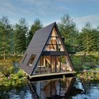 Villa haut de gamme, hôtel, maison triangulaire en forme de A, structure en acier, design moderne, construction en acier léger, isolation respirante