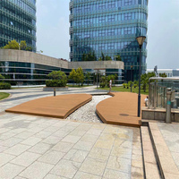 Revêtement de sol en composite WPC Vanjoin à design flexible pour allées courbes dans les parcs