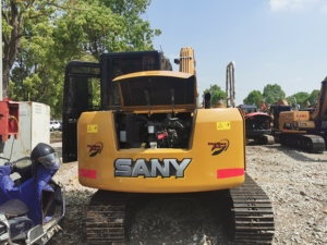Excavatrice de haute qualité de 7 tonnes, matériel de construction, petite excavatrice Sany d'occasion, excavatrice SANY SY75C à vendre - Product Image 3