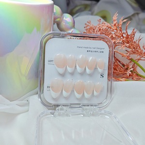 Precio al por mayor Prensa artificial hecha a mano en las <span class=keywords><strong>uñas</strong></span> Etiqueta privada Diseño de <span class=keywords><strong>uñas</strong></span> postizas francesas <span class=keywords><strong>blancas</strong></span> <span class=keywords><strong>Uñas</strong></span> <span class=keywords><strong>acrílicas</strong></span> para personas - Product Image 5