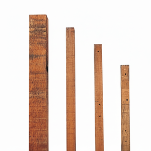 Palo distanziatore autoisolante Gallagher Insultimber (FSC) per recinzioni elettriche, varie misure - Product Image 1