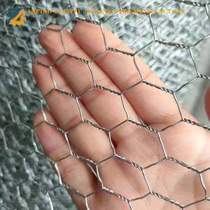 Clôture en grillage hexagonal galvanisé de haute qualité à <span class=keywords><strong>prix</strong></span> d'usine en vente - Product Image 4