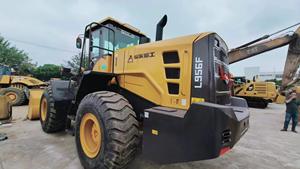 Chargeuse sur pneus SDLG956 d'occasion de haute qualité, très demandée, avec moteur Cummins, capacité de la benne de 2,7 m3, bon état - Product Image 5