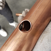 Machine de poinçonnage et de bridage de tuyaux en acier inoxydable automatisée contrôlée par PLC de haute précision