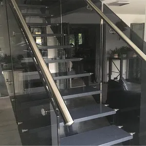 英国客户定制无框玻璃栏杆单钢纵梁楼梯现代浮动木制楼梯
