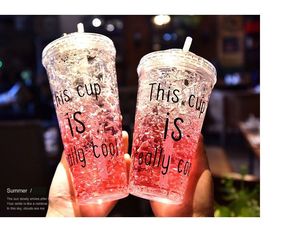 Venta al por mayor 16oz/22oz doble pared aislada Gel plástico taza congelada hielo congelador taza Gel taza de hielo con pajita y tapa - Product Image 3