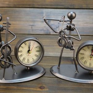 Creative Metal Crafts Music Iron Man <b>Clock</b> Musical Instrument Ornaments <b>Vintage</b> Home Office Desktop Decoration - Product Image 4