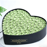 Boîte Cadeau de Roses Éternelles Naturelles Artisanales Personnalisables pour Noël et Thanksgiving - Longue Durée (3-5 ans)