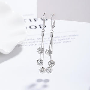 Pendientes de Plata de Ley 925 UM JEWELRY para Mujer, con Circonita, Estilo Coreano Moderno, Certificados por Terceros, Venta al Por Mayor - Product Image 4