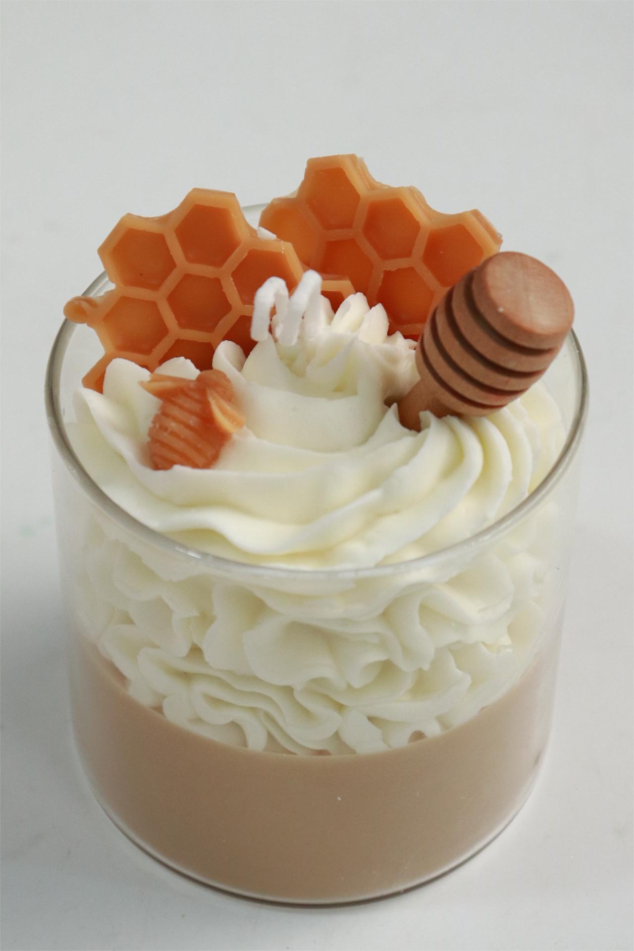 4.honeycomb-white
