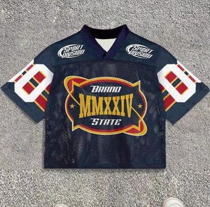 เสื้อยืดผู้ชายทรงบ็อกซี่ MMXXIV ผ้าคอตตอนผสมตาข่าย สไตล์เรโทร สตรีทแวร์ พิมพ์ลายแบบรีดร้อน กันยับ แห้งเร็ว คอวี แขนยาว - Product Image 1