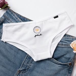 Ropa interior sexy de mujer Patrón de color sólido Impreso Desnudo Comodidad Ropa interior transpirable - Product Image 6