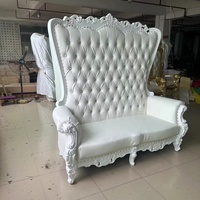 Vente en gros canapé-chaise 2 places de luxe en velours Royal King Throne mobilier d'hôtel et de mariage à dossier haut et argent et or