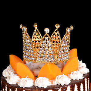 Ornements de décoration de gâteau mini couronne de cristal pour gâteau d'anniversaire de mariage vente en gros <span class=keywords><strong>pas</strong></span> <span class=keywords><strong>cher</strong></span> - Product Image 6