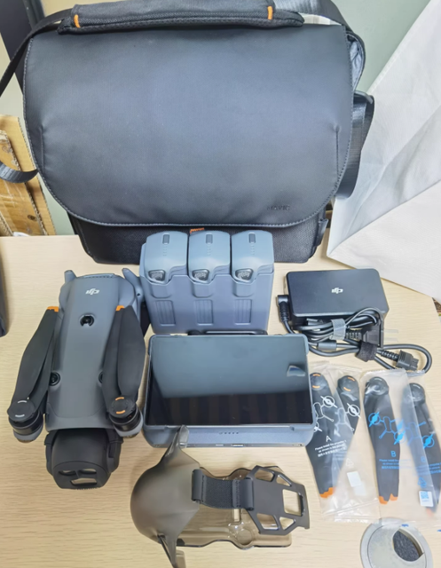 Mavic. 4 Pro for Aerial Photography - Classic Master Set with Hasselblad 4/3 Medium Telephoto Dual-Focal-Length Drone