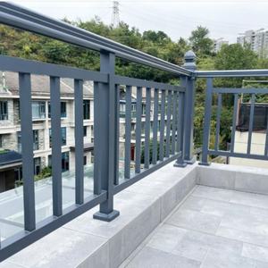 Dekorative laser geschnittene Geländer platten aus Aluminium legierung mit wärme behandelter Oberfläche, pulver beschichtet für Balkon-und Treppen geländer - Product Image 1