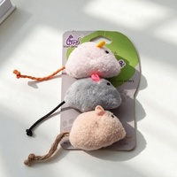 Jouets en peluche pour chat à la catnip, lot de 3 souris interactives apaisantes pour chats d'intérieur et chatons, pour les poussées dentaires et le divertissement quotidien