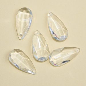 Breloques au chalumeau pendentifs <span class=keywords><strong>lustre</strong></span> <span class=keywords><strong>en</strong></span> <span class=keywords><strong>verre</strong></span> clair conception goutte d'eau à facettes <span class=keywords><strong>pour</strong></span> arbre de noël mariage maison perles de <span class=keywords><strong>verre</strong></span> <span class=keywords><strong>en</strong></span> cristal - Product Image 4