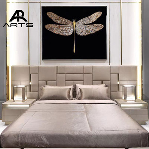 Cadre de lit nordique de luxe King Size Mobilier de chambre à coucher de luxe Dernier design Lit moderne Lits en cuir pour meubles de chambre à coucher - Product Image 1