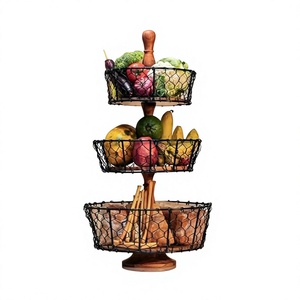 Support à fruits à trois niveaux en fil métallique avec base en bois, support de rangement rustique pour cuisine, pour la présentation des aliments - Product Image 2