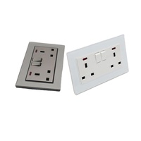 Prise murale industrielle BENDI C64 à usage hospitalier, 1 poste, 13A, avec interrupteur, type G, norme britannique, 3 broches, verre ignifuge, IP22