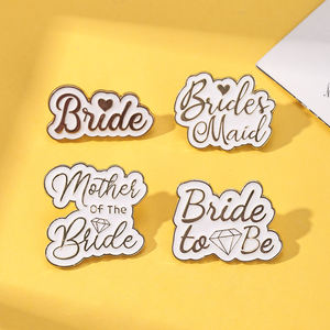 Broche de Noiva com Tema de Casamento em Liga de Zinco Esmaltada com Revestimento Epóxi - Impressão UV |   Acessório para Evento de Despedida de Solteira - Product Image 6