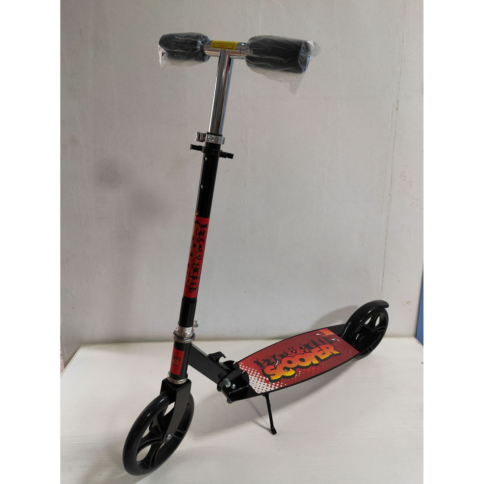 Negro, sin caja de color.